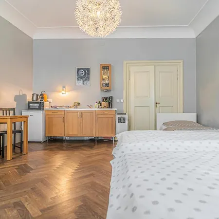 Karmelitska 2 Luxury 1B Apartment Prague Exterior photo